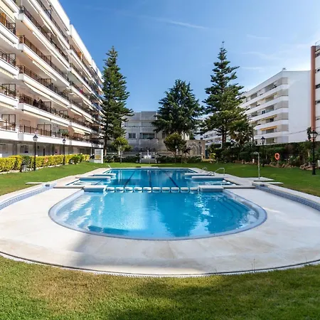 Charming 1-bedroom With Pool In *