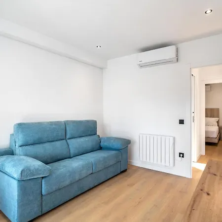 公寓 Charming 1-bedroom With Pool In *